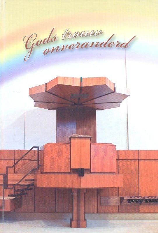 Twee herdenkingsboeken van Ger. Gem Yerseke, Ophalen of Verzenden, Gelezen, I. Hubregtse en P. van Vijven, Christendom | Protestants