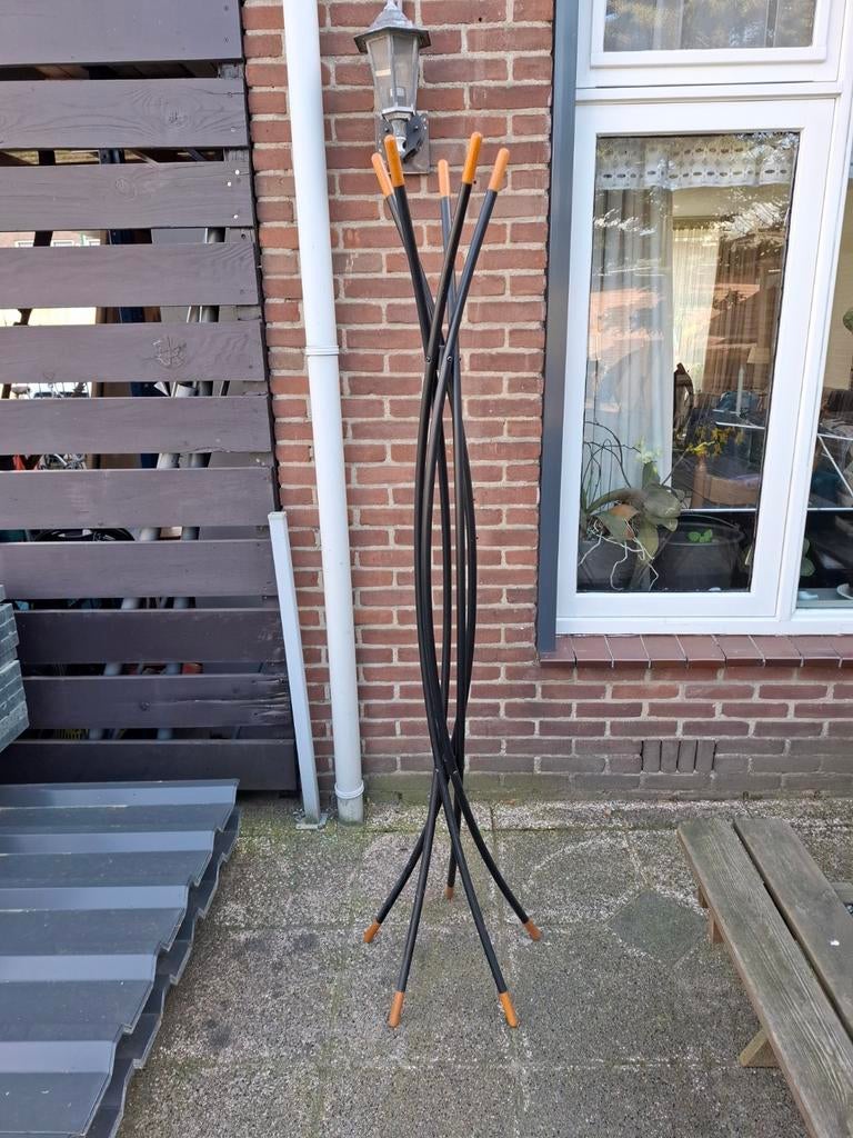 Kapstok design, Ophalen, Gebruikt, 150 tot 200 cm