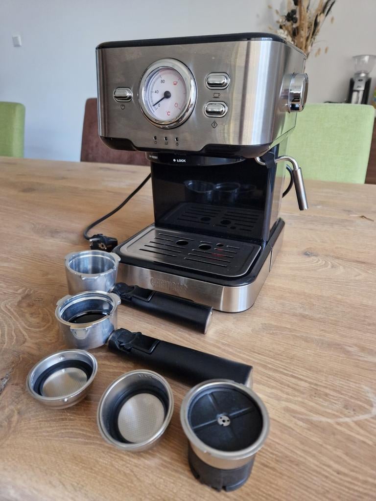 Koffie Pistonmachine van Princess, Ophalen, Koffiemachine, Gemalen koffie, Stoompijpje