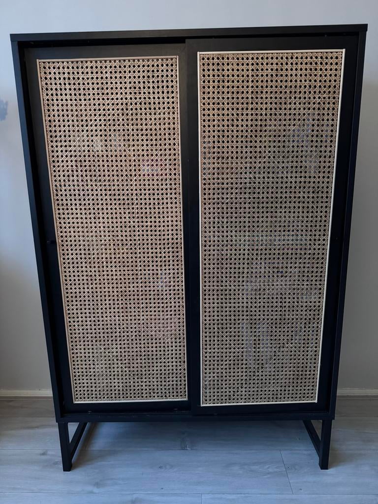 Rotan kast, Ophalen of Verzenden, Zo goed als nieuw