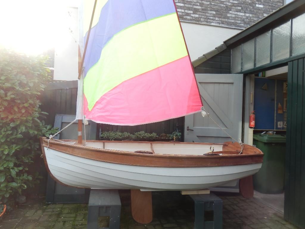Te koop: prachtige 9voets jol, nieuwgebouwd, Watersport en Boten, Open zeilboten, Ophalen, Geen motor, Minder dan 3 meter, Nieuw
