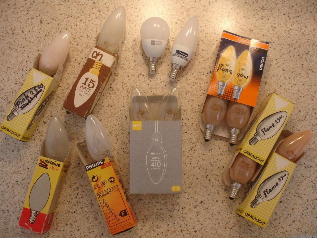 Diverse gloeilampjes, 12 stuks, kaars- & ledlampjes, E14!, Huis en Inrichting, Lampen | Losse lampen, Minder dan 30 watt, E14 (klein)