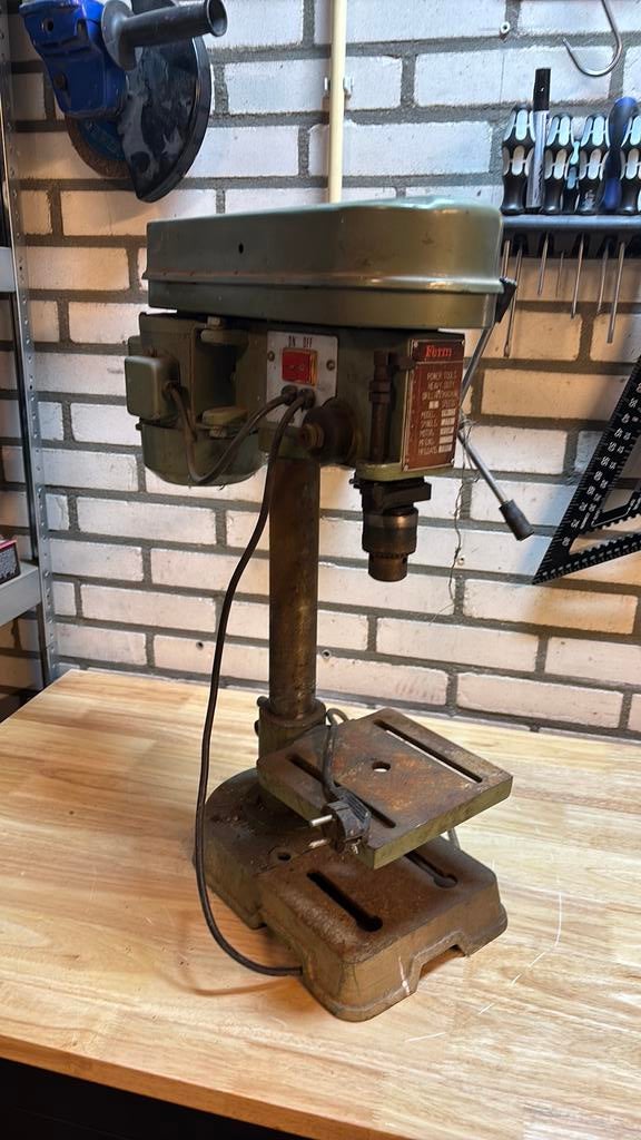 Kolom boor, Ophalen, Gebruikt, Kolomboormachine