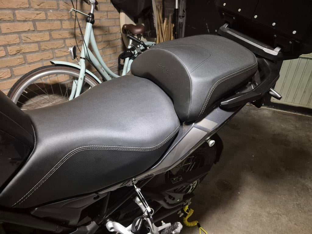 Benelli TRK 502 / 502X Duo Zadel - Comfortabel en Origineel, Motoren, Ophalen of Verzenden