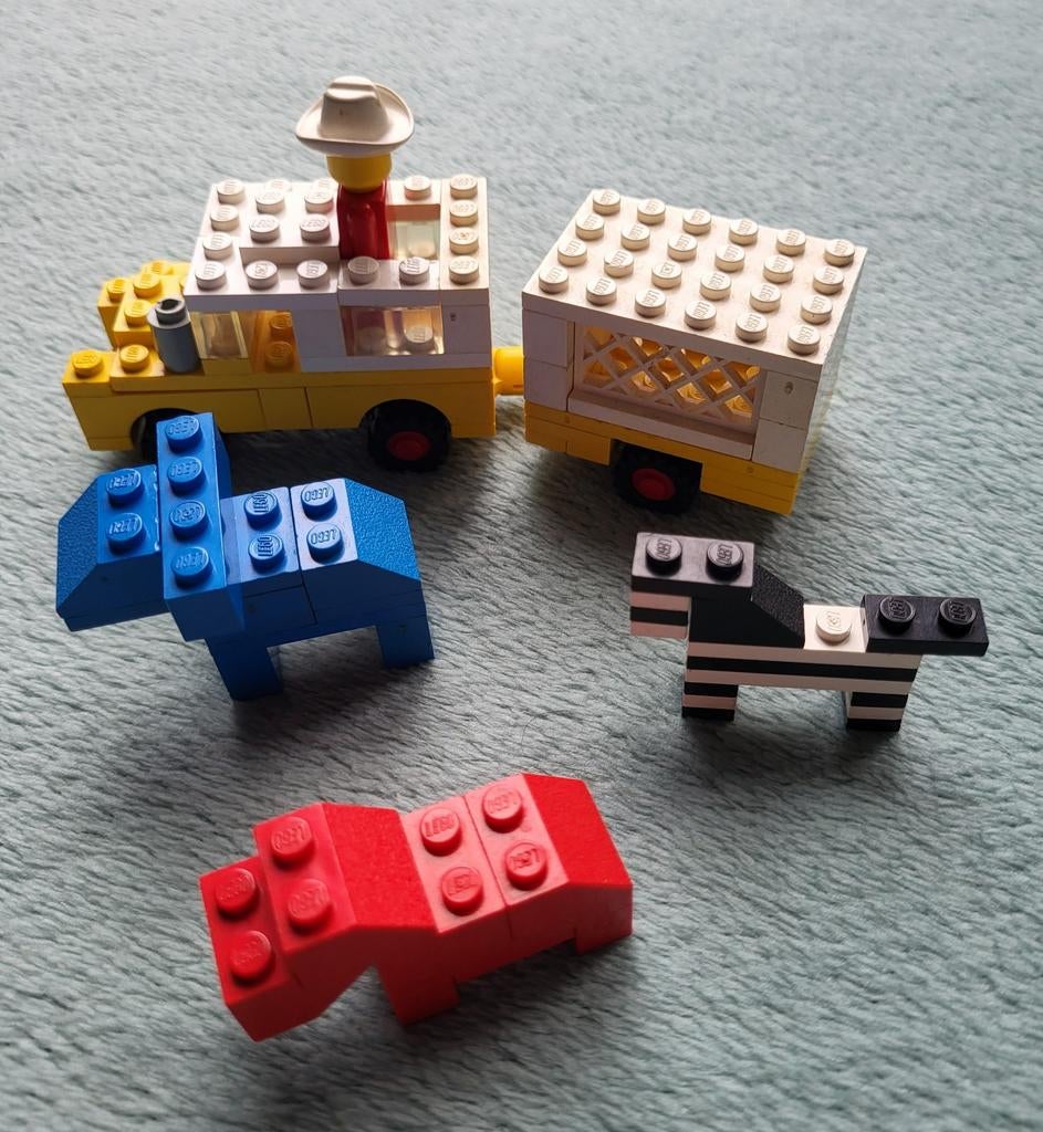 Lego Range rover / Jeep auto + aanhanger + dieren + poppetje, Ophalen of Verzenden, Gebruikt, Complete set, Lego