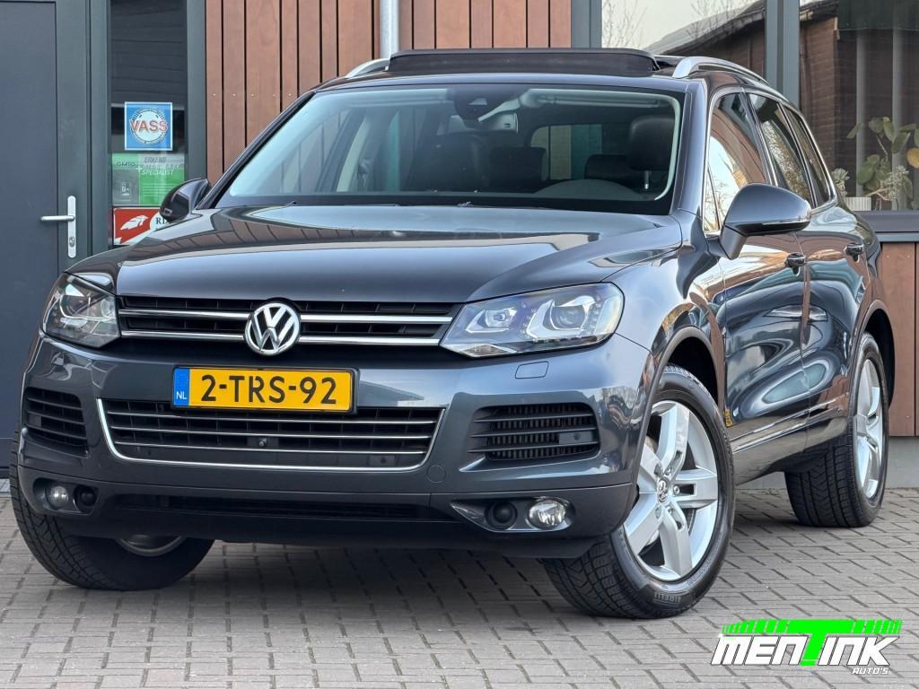 Volkswagen TOUAREG 3.0 TDI AUT Luchtvering Trekhaak Leder, Auto's, Automaat, Euro 5, Gebruikt, 255 €/maand