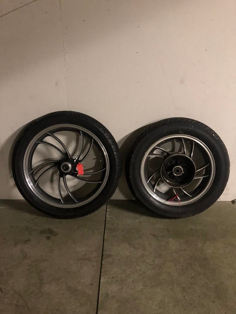 Yamaha XV 750 VIRAGO 1981-1985 Set velgen, Gebruikt, ., Ophalen of Verzenden, .