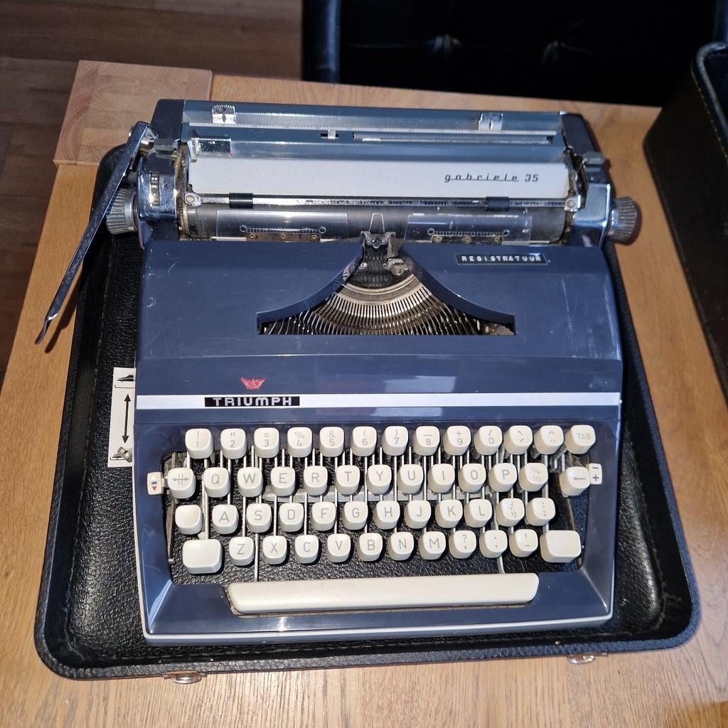 Triumph Gabrielle 35 typemachine, Diversen, Typemachines, Ophalen