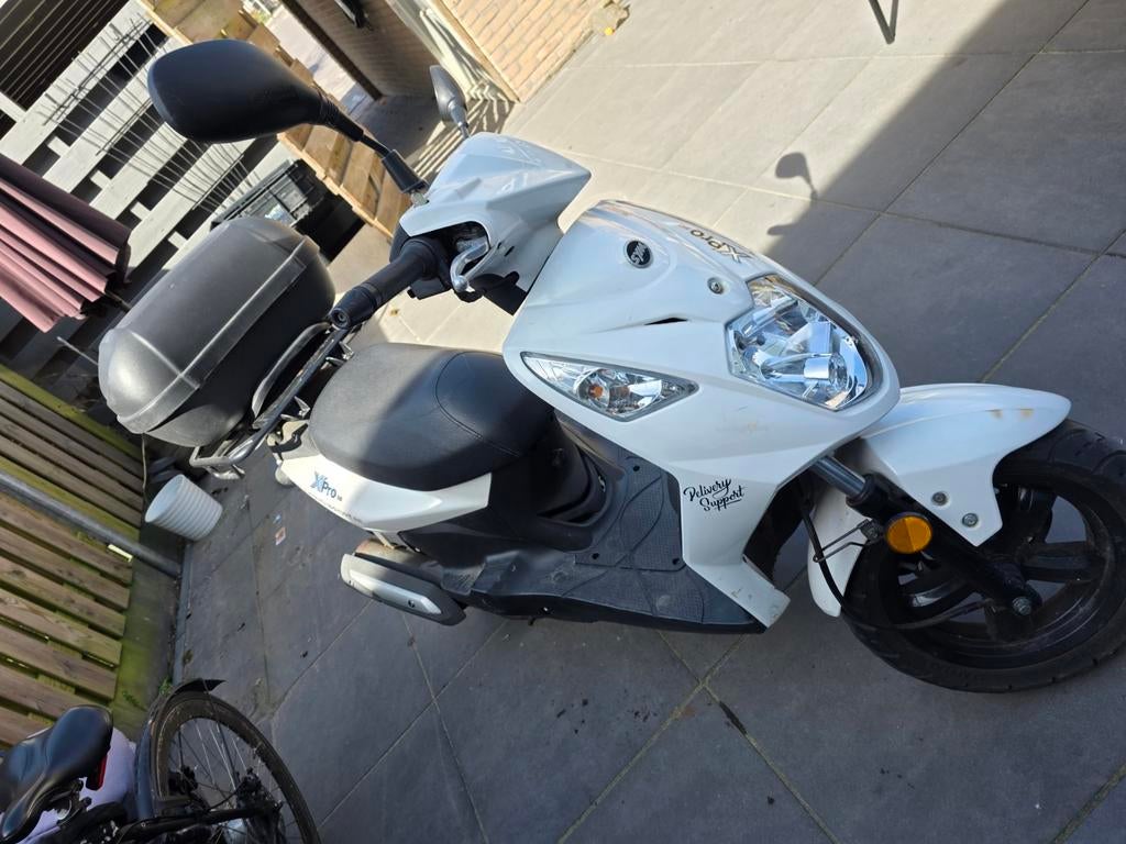 Scooter te koop, Fietsen en Brommers, Ophalen, Gebruikt, Benzine, Overige modellen