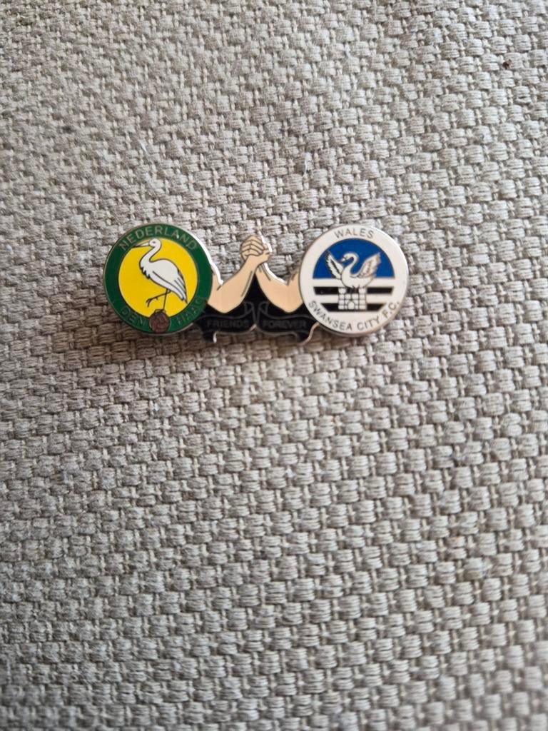 Pin FC Den Haag, Ophalen of Verzenden, Nieuw, Overige binnenlandse clubs, Overige typen