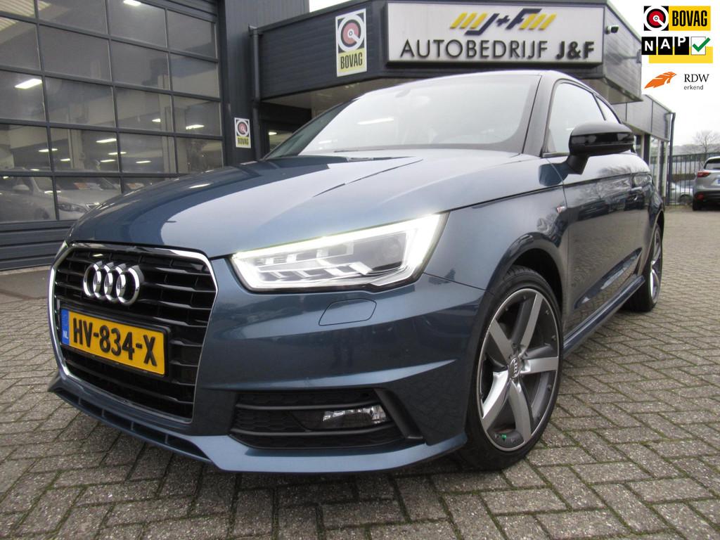 Audi A1 1.0 TFSI Sport / S-Line / NAV / Bluetooth / LED, Voorwielaandrijving, Stof, 95 pk, 23 km/l