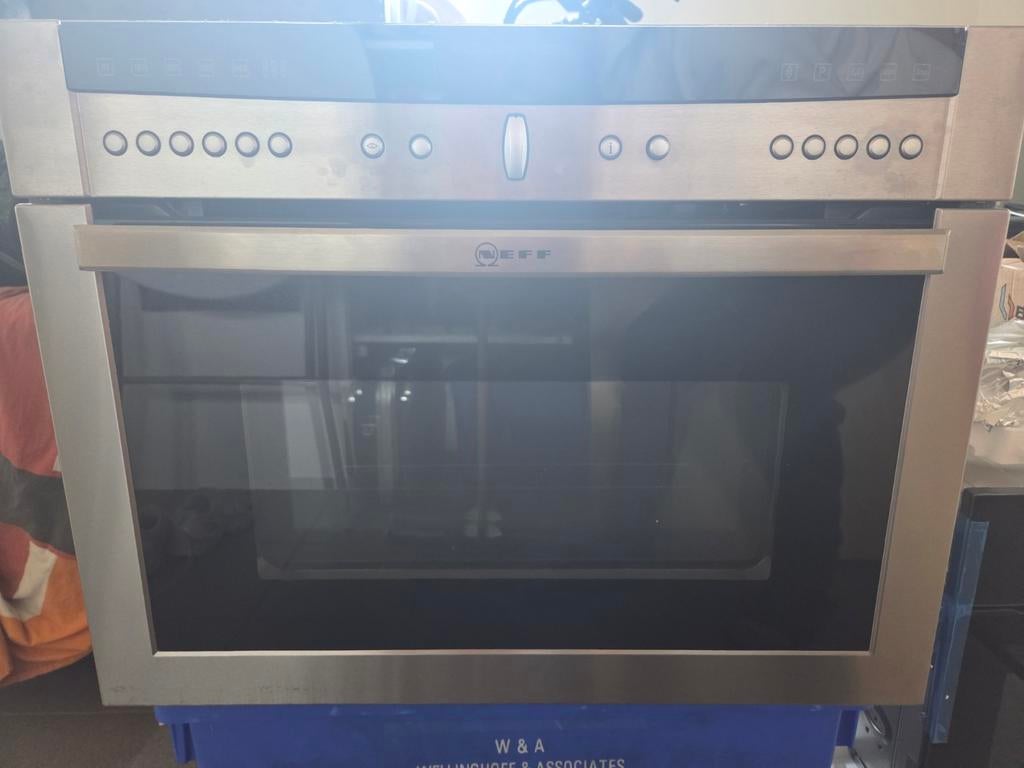 Neff oven met 11 functies, Ophalen, 45 tot 60 cm