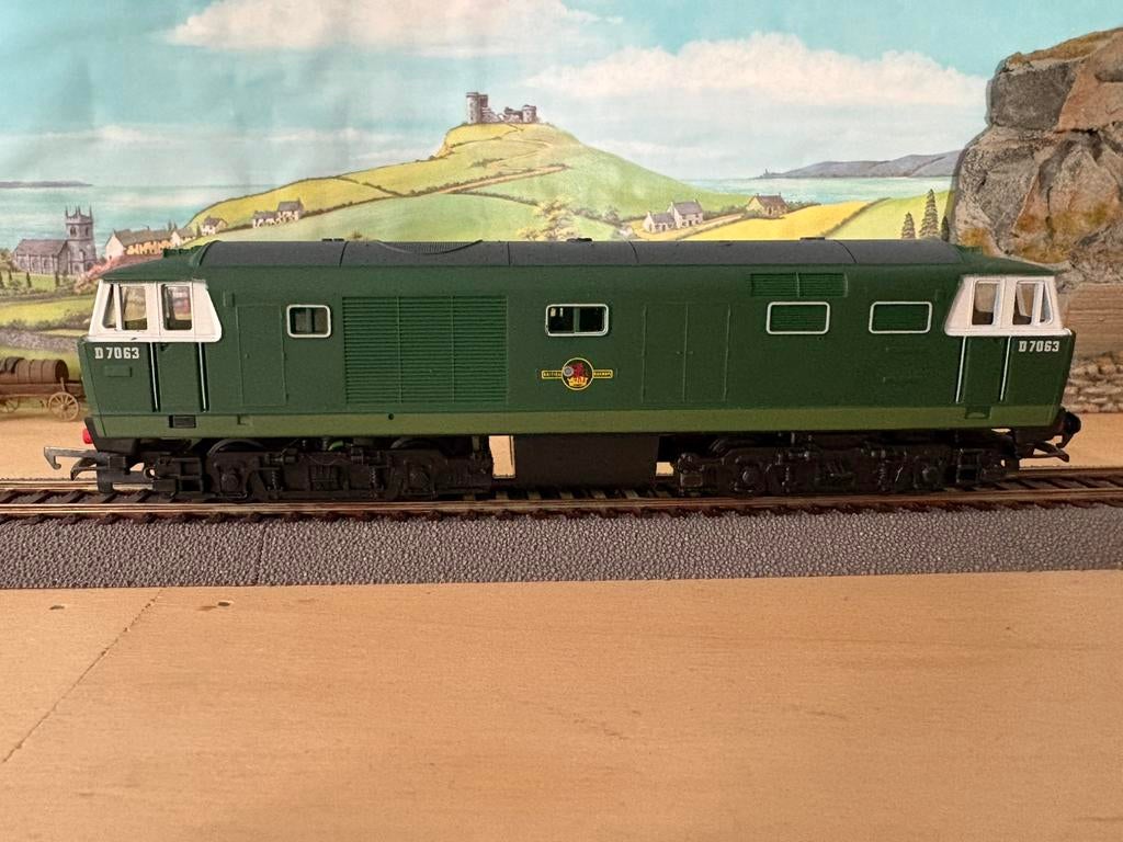 Hornby R758 diesel loc Class 35 Hymek, Overige merken, Gebruikt, Verzenden, Analoog