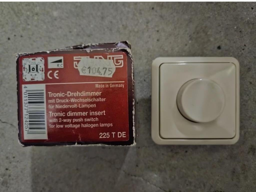 Jung dimmer, Doe-het-zelf en Verbouw, Elektra en Kabels, Ophalen of Verzenden, Zo goed als nieuw, Schakelaar
