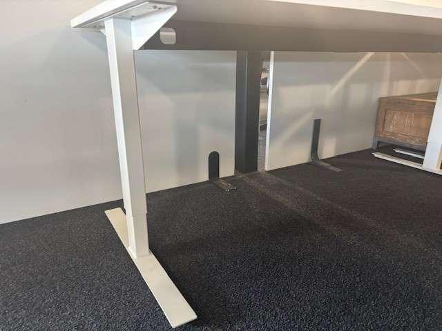 Bureaus / tafels Tendenz 180x90cm wit, in hoogte instelbaar, Niet ingevuld, Gebruikt, Niet ingevuld, Ophalen of Verzenden