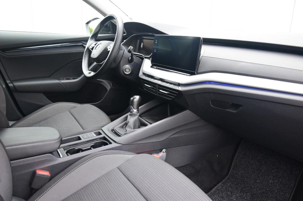 Skoda Octavia Combi 1.0 TSI Business Edition Priv/Glass Navi, Stof, Gebruikt, Parkeersensor, Zwart