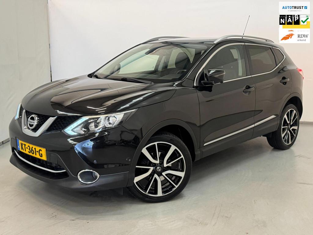 Nissan Qashqai 1.2 Tekna / NL-auto / Pano / Leder / Stoelver, Gebruikt, 4 cilinders, 116 pk, Zwart
