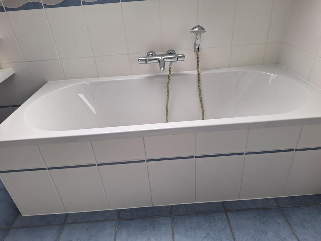 Badkamer meubilair, Ophalen