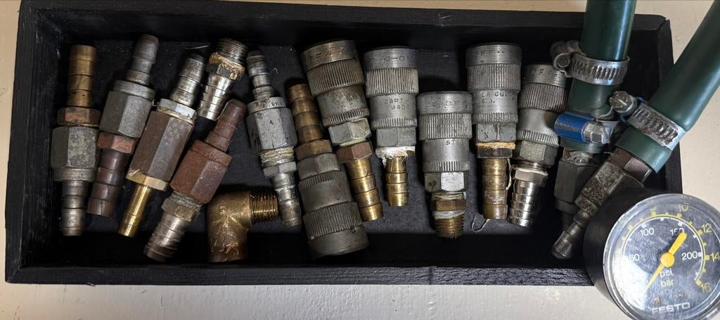 Stewart-Warner Professionele Compressor Koppelingen, Doe-het-zelf en Verbouw, Compressors, Ophalen, Gebruikt, 10 bar of meer, Minder dan 200 liter/min