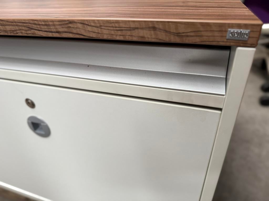 Modern TV-meubel 195 cm – houtlook / wit €125 per stuk, Ophalen, 150 tot 200 cm, Zo goed als nieuw, Minder dan 100 cm