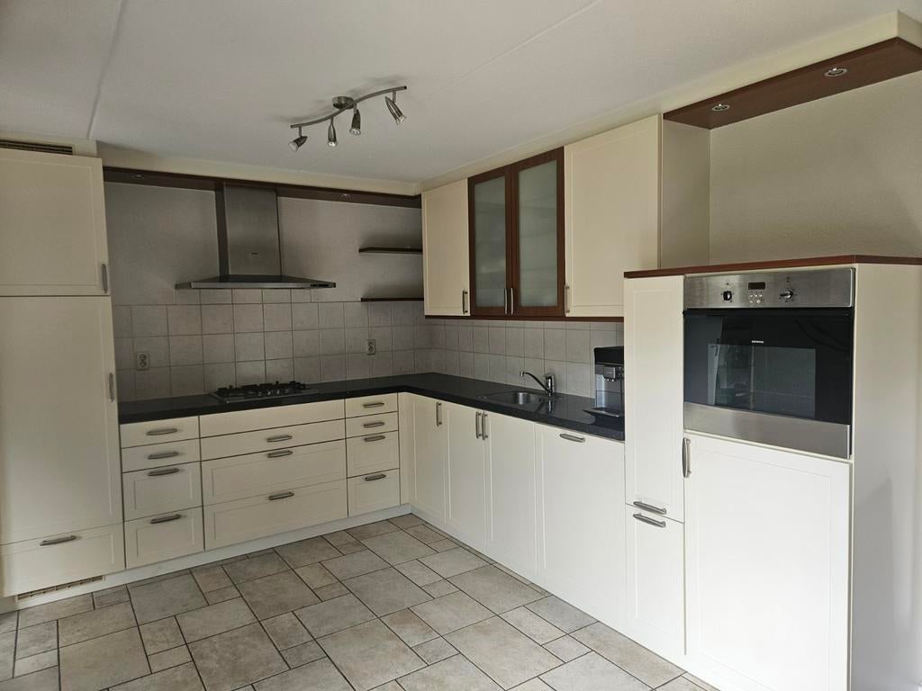 Complete Hoekkeuken met Apparatuur - Crème/Kersen hout., Ophalen, Gebruikt, Hoekkeuken, Graniet of Steen