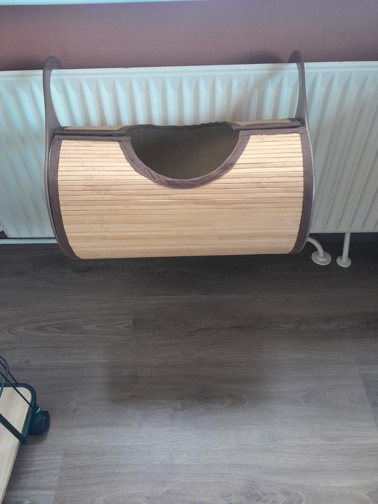 Kattenmand, Ophalen