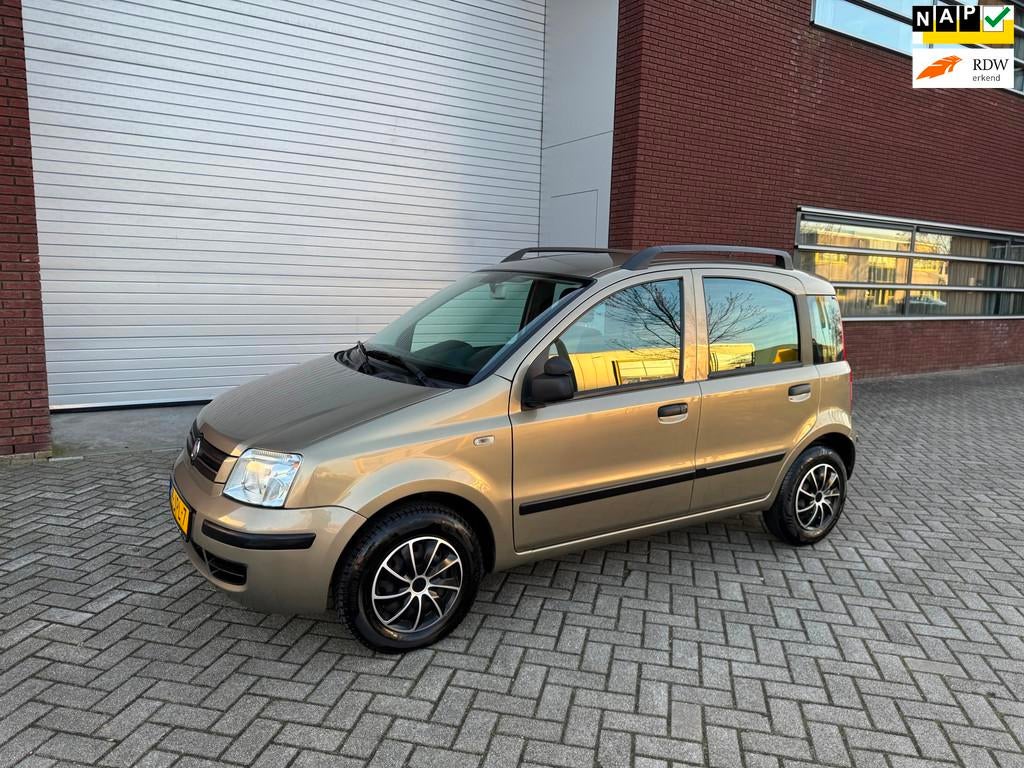 Fiat Panda 1.2 Automaat Airco Isofix Pdc Nap, Auto's, Gebruikt, 1242 cc, 840 kg, Beige