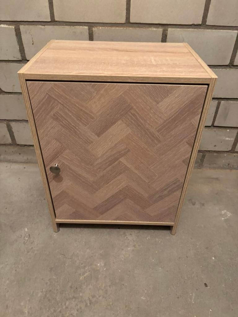 Te koop leuk kastje, Ophalen, Zo goed als nieuw, Minder dan 45 cm