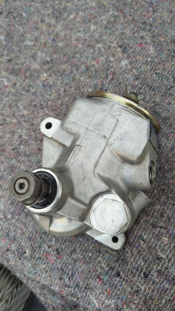 Mercedes stuurpomp W126, Auto-onderdelen, Ophalen of Verzenden, Gereviseerd, Mercedes-Benz