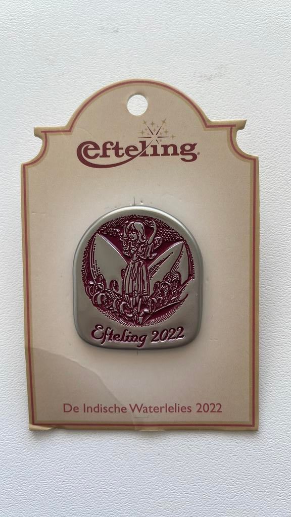 Efteling pin 2022 De Indische Waterlelies op kaartje EPP 441, Ophalen of Verzenden, Nieuw, Button of Speldje