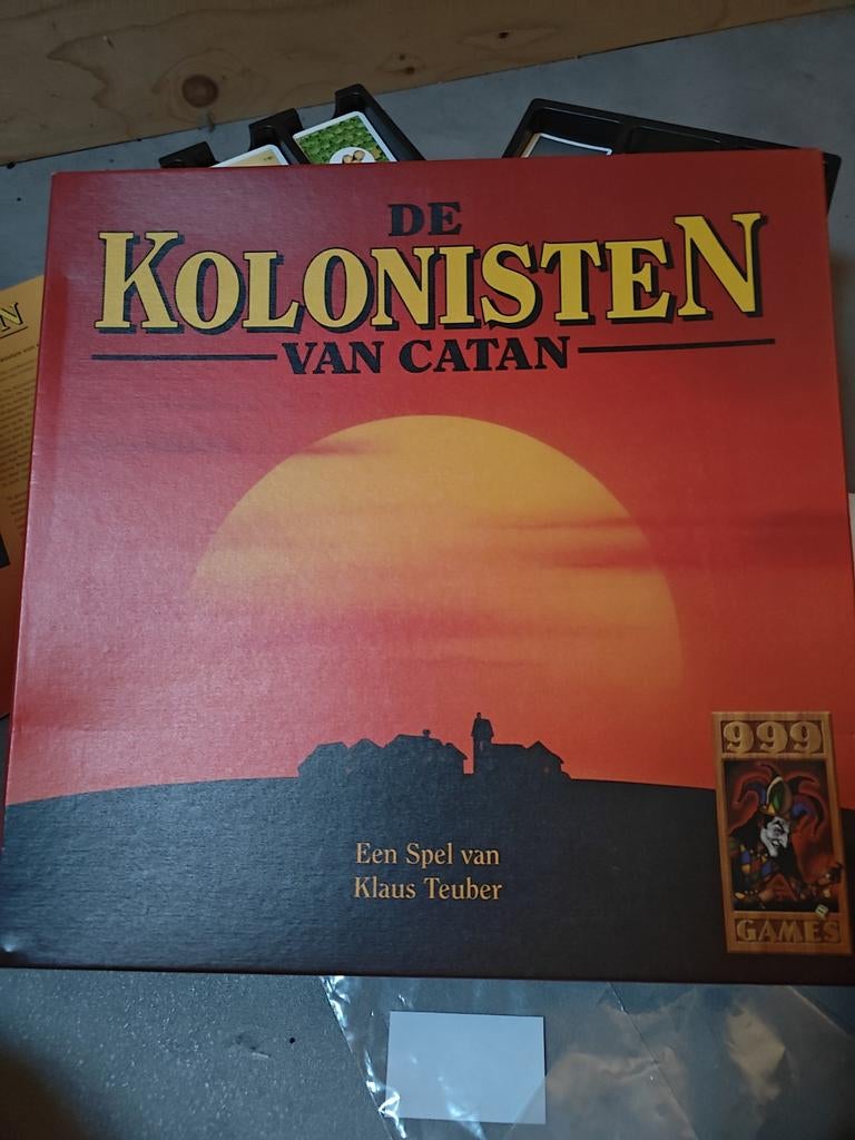 De Kolonisten van Catan - Klassiek bordspel, Drie of vier spelers, Ophalen of Verzenden, Zo goed als nieuw, 999 Games