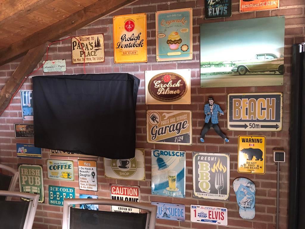 Metalen wandborden, Ophalen, Gebruikt