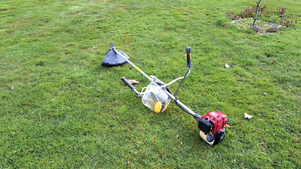 Honda 425E bosmaaier met toebehoren gehoorbescherming, Tuin en Terras, Ophalen, Gebruikt, UMK 425 E, ????