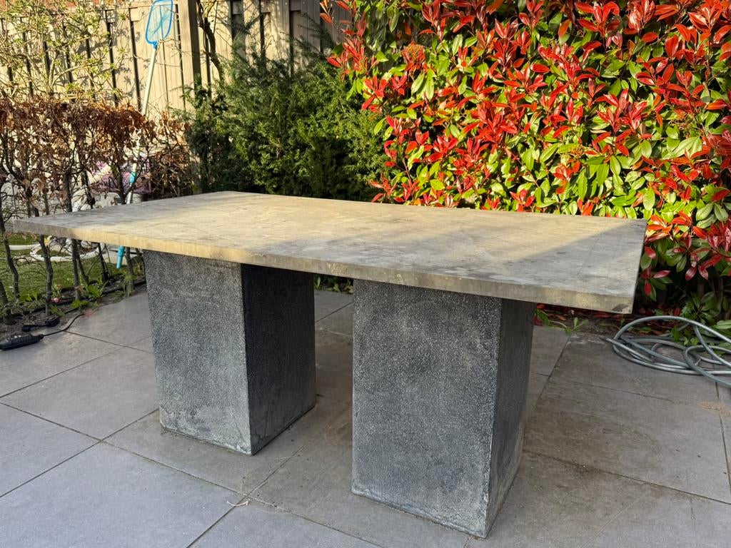 Betonnen tuintafel, Tuin en Terras, Tuintafels, Ophalen, Gebruikt, Rechthoekig, Overige materialen