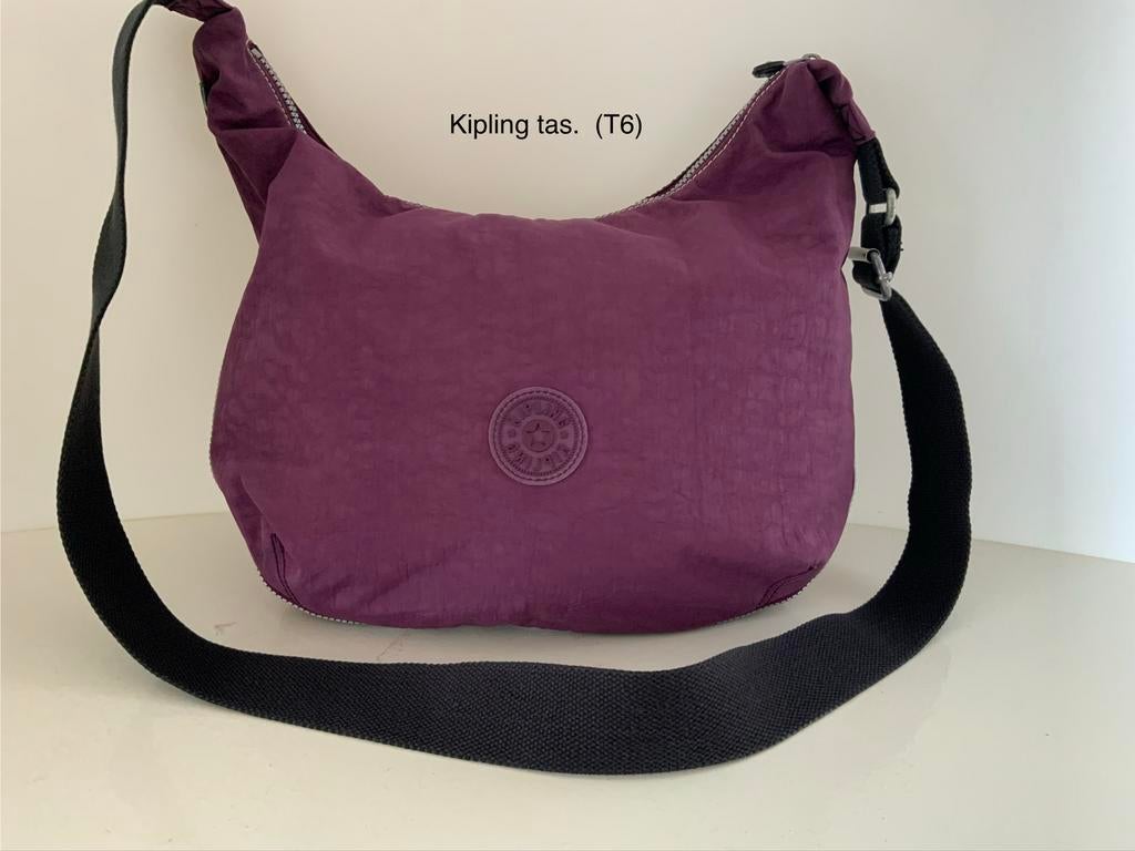 Yoyoli Kipling rond crossbody tas T6, Ophalen of Verzenden, Zo goed als nieuw, Paars, Schoudertasje