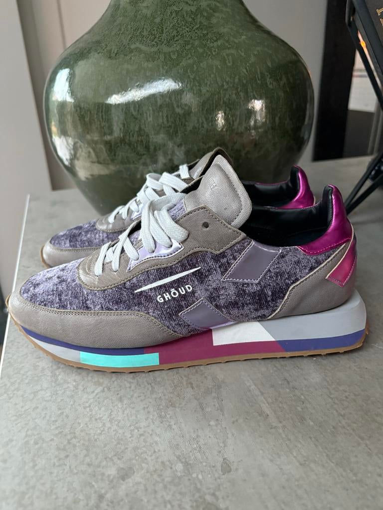 Ghoud sneakers maat 40 als nieuw, Kleding | Dames, Schoenen, Overige kleuren, Ophalen of Verzenden, Ghoud, Sneakers of Gympen