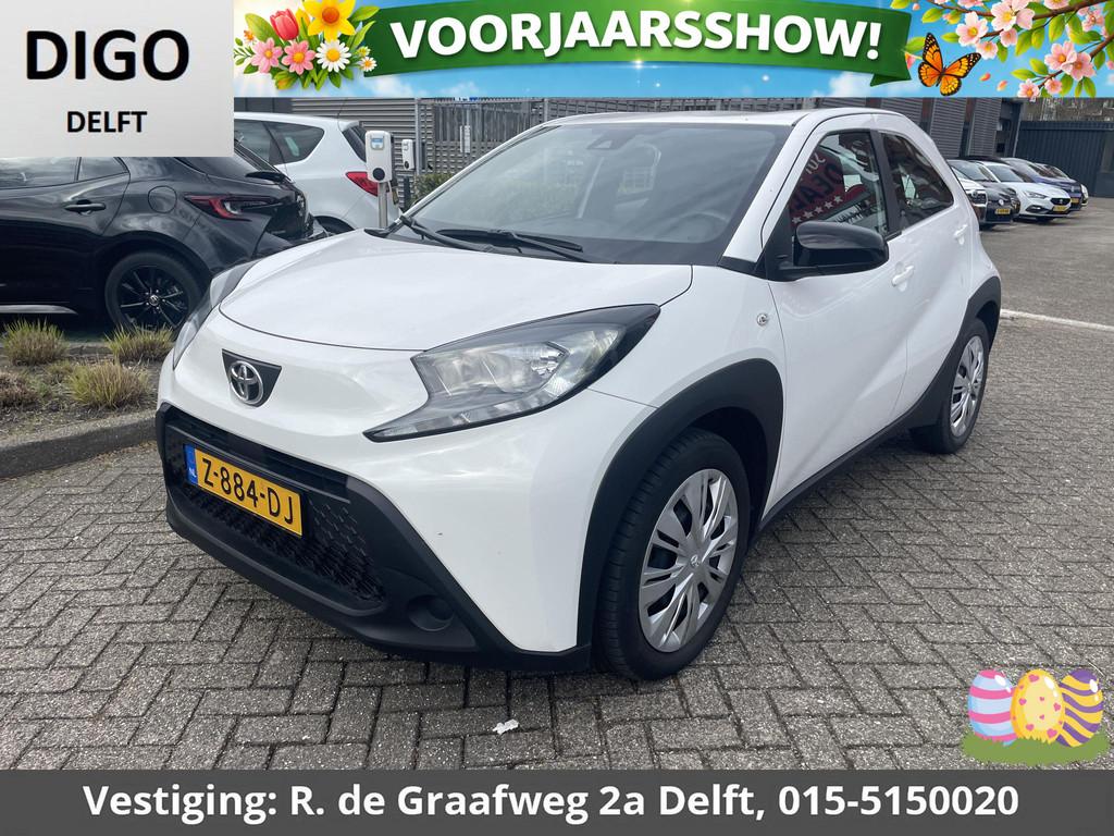 Toyota Aygo X 1.0 VVT-i MT Play | Apple Carplay & AndroidAUT, Stof, 920 kg, 4 stoelen, Wit