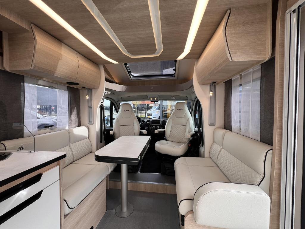 Rapido Ultimate Line 696 F AUTOMAAT, Caravans en Kamperen, Campers, Automaat, Luifel, Fiat, Bedrijf