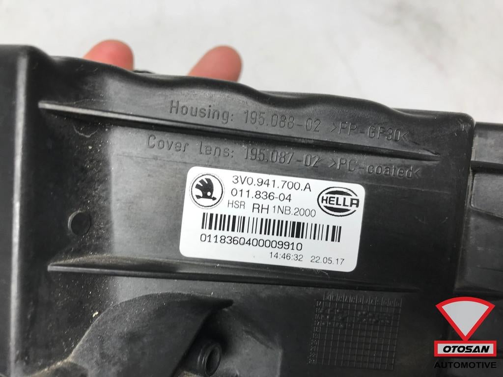 Skoda Superb 2015-2018 Mistlamp Rechts Voor 3V0941700A, Skoda, Skoda Auto a.s., Gebruikt, Infoline@skoda-auto.cz