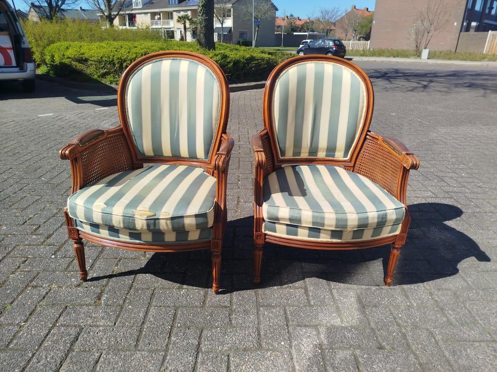Set stoelen van Zijl, Ophalen