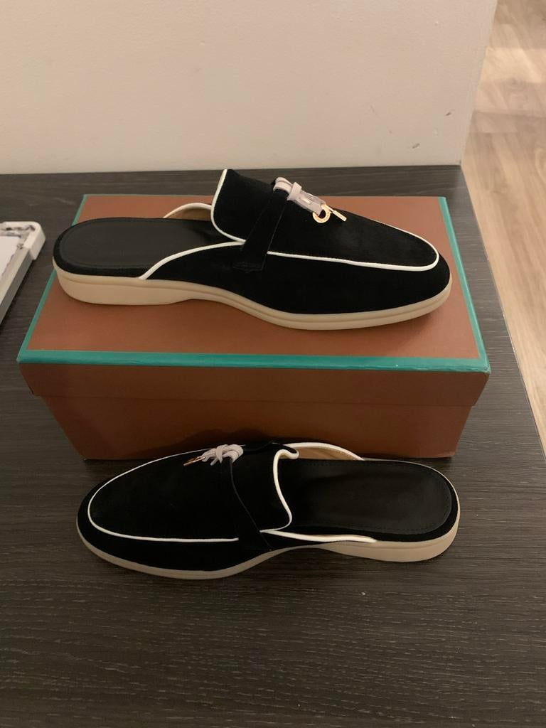 Loro Piana loafers, Ophalen of Verzenden, Zo goed als nieuw, Zwart, Instappers