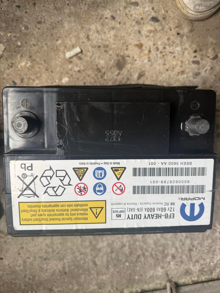 12V accu 60Ah Mopar start stop, Ophalen of Verzenden, Gebruikt, Overige automerken