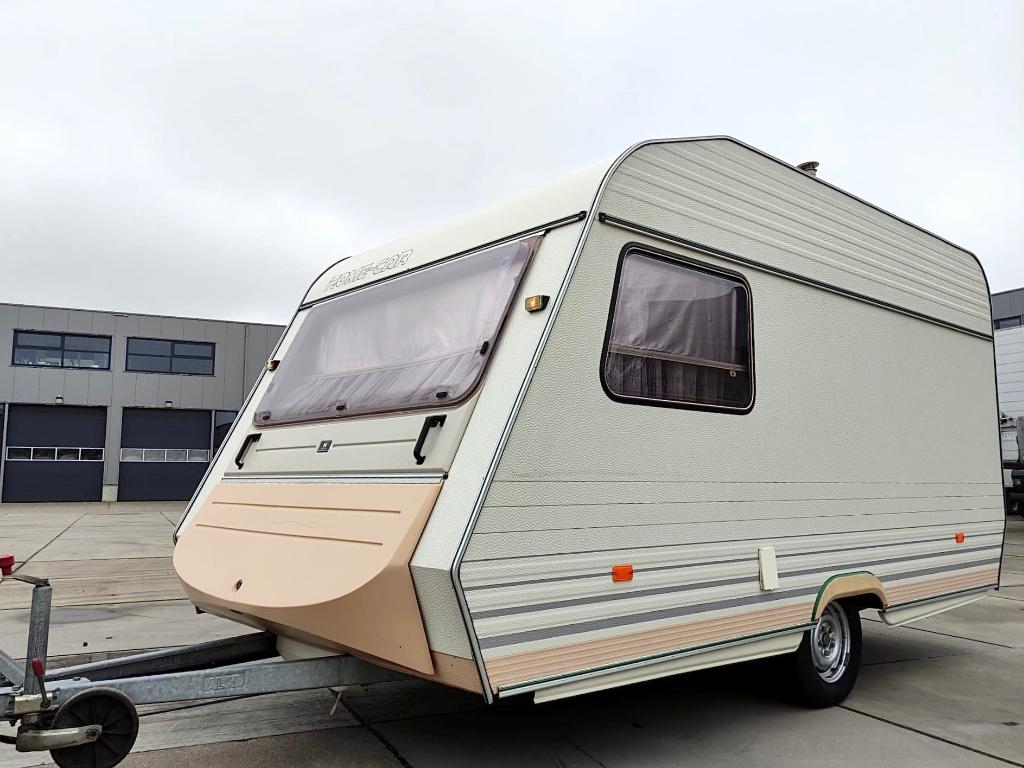 Home-car Eureka 38 / voortent, Home-car, Standaardzit, Tot en met 3, Particulier