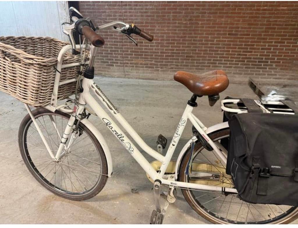 Gazelle damesfiets met mand, Fietsen en Brommers, Fietsen | Dames | Damesfietsen, Ophalen of Verzenden, Gebruikt, Gazelle, Versnellingen