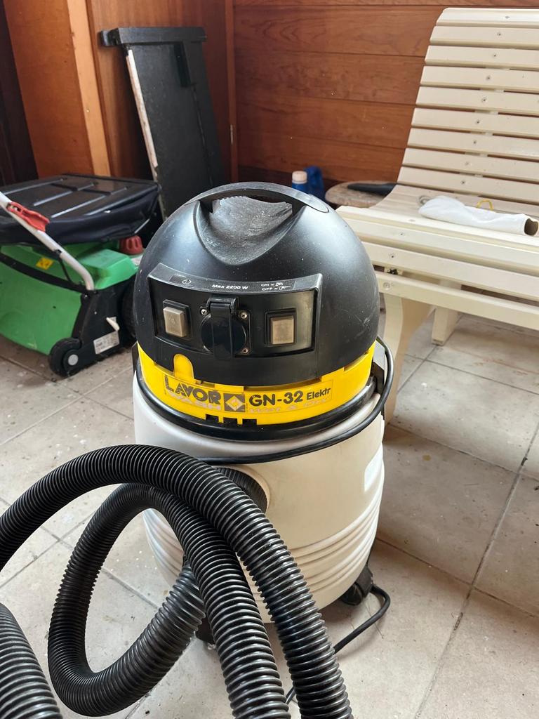 Lavor GN-32 Elektrische Waterstofzuiger - Krachtig en Robuus, Ophalen, Gebruikt, 2000 watt of meer, Waterstofzuiger