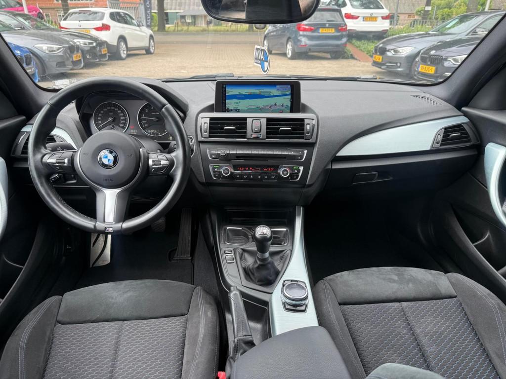 BMW 1-serie 116i Executive M Sport|Nieuwe Ketting + Klepseal, Auto's, BMW, 1-Serie, 4 cilinders, Alcantara, Zwart