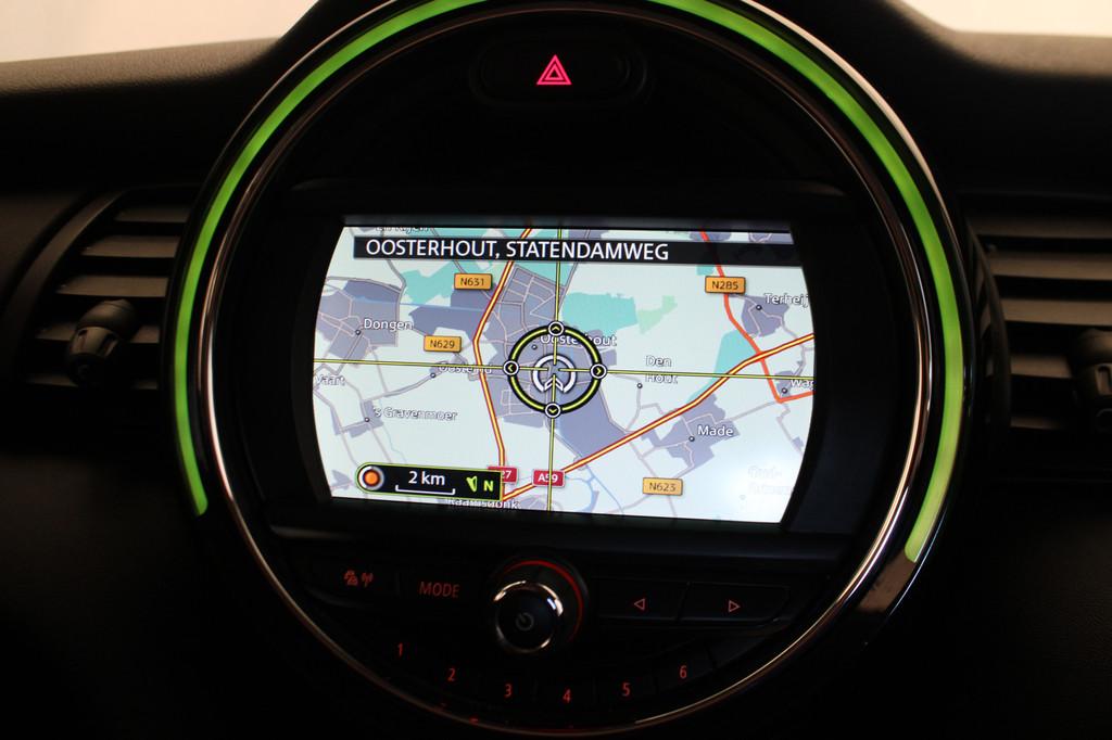 MINI Mini 1.5 One |Navigatie| (bj 2018), Auto's, Stof, Gebruikt, Euro 6, 49 €/maand