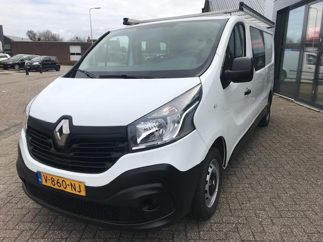 Renault Trafic 1.6 dCi T29 L2H1 DC Comfort, Auto's, Bestelauto's, Voorwielaandrijving, Gebruikt, Euro 6, 2000 kg