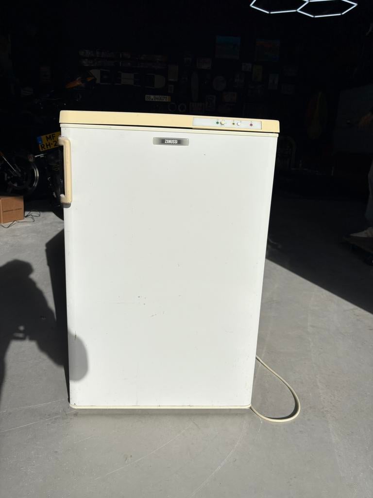 Koelkast en vriezer, Ophalen of Verzenden, Zo goed als nieuw, Minder dan 60 cm, 160 cm of meer