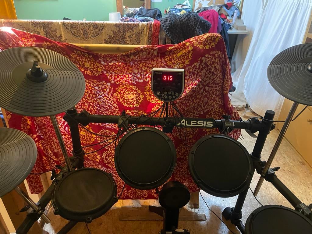 Alesis DM6 Electronic Drum Kit, Ophalen, Zo goed als nieuw, Overige merken